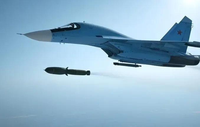 Sobborghi di Dnipro sotto attacco: KAB colpito, l’Aeronautica Militare commenta la situazione