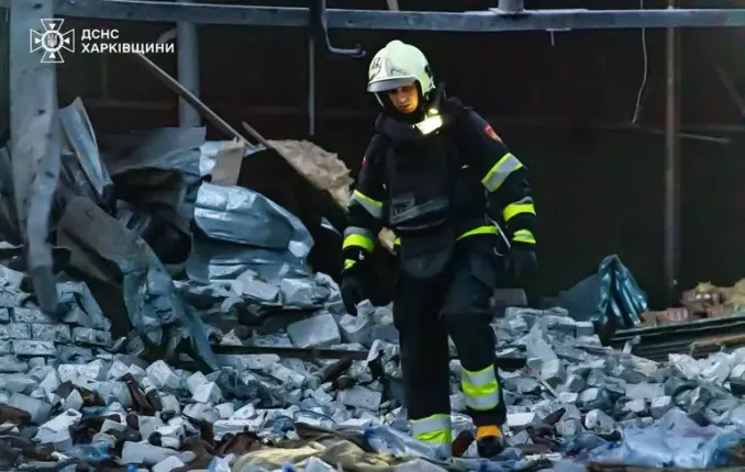 Escalade de la situation dans la région de Kharkiv : de nouveaux attaques de drones entraînent davantage de victimes et de dégâts