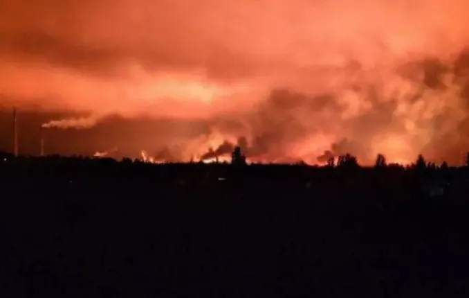 Nouvelle attaque sur la région de Poltava : après une attaque aérienne, une entreprise industrielle a pris feu