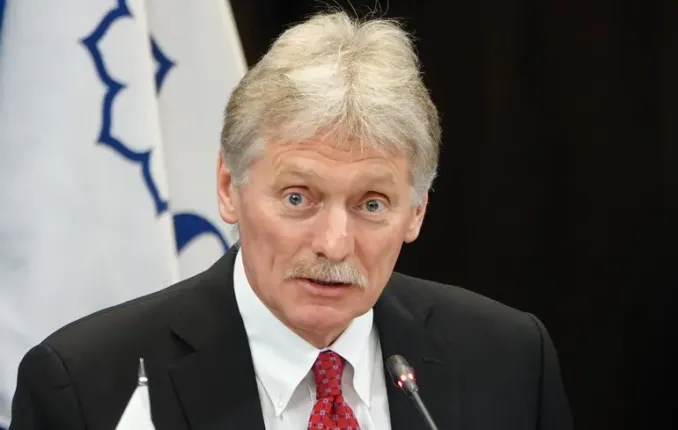 Peskov definisce le condizioni per i prossimi negoziati tra Russia e Ucraina: dipendenza da Kiev e Stati Uniti