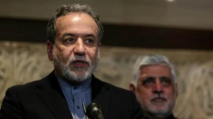 L’Iran chiede a Trump di cambiare tono e di rispettare il leader del Paese