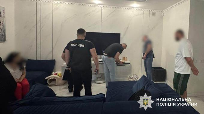 La Polizia conduce perquisizioni su larga scala nel caso di presunta frode relativa alla raccolta di fondi per Nazariy Gusakov