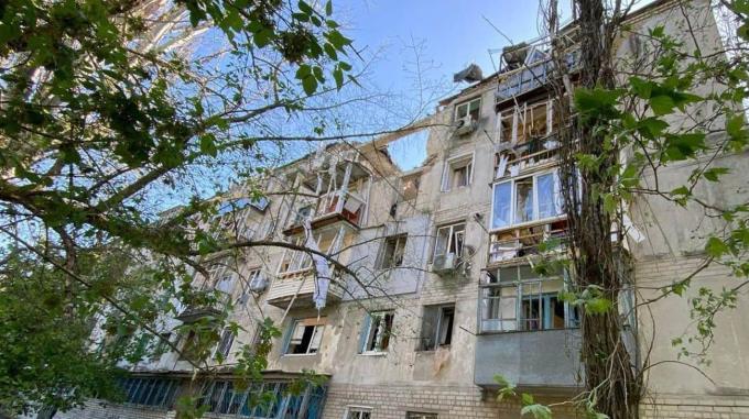 Tir de l’armée russe sur le centre de Kherson : victimes et blessés signalés