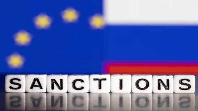 L’UE prolonge de six mois les sanctions sectorielles contre la Russie : détails et perspectives