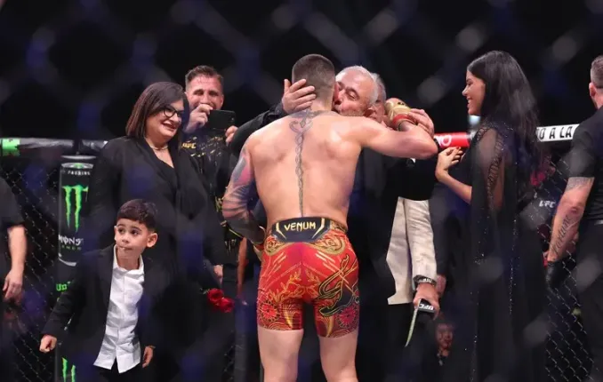 Ilia Topuria fa storia in UFC: prima vittoria come doppio campione senza sconfitte