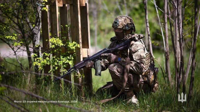 Oggi sono stati registrati più di cento scontri sul fronte, il che indica un elevato livello di tensione e attività nemica dall’inizio della giornata