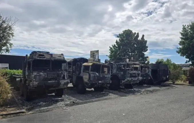CAMIONS MILITAIRES INCENDIÉS EN ALLEMAGNE : SONT-ILS DESTINÉS À L’UKRAINE ?