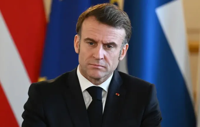 Macron téléphone à Zelensky après sa conversation avec Poutine : les détails restent inconnus