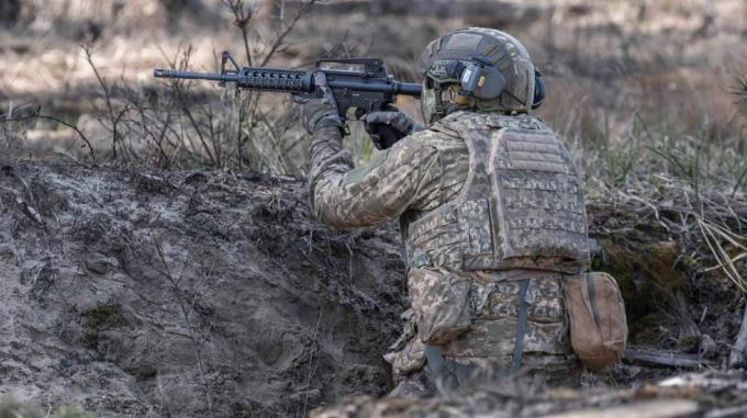 Ukrainian defenders hold the line: over 50 enemy attacks repelled across key sectors