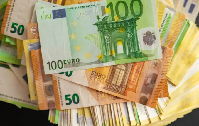 Tendenza al rialzo dell’euro: si prevede un prolungamento più lungo del previsto