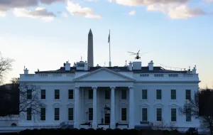 L’amministrazione Trump reintegra i dipendenti pubblici licenziati: conseguenze di riforme caotiche