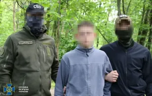 Comment la Russie Transforme les Adolescents Ukrainiens en Armes dans sa Guerre Contre l’Ukraine : Nouvelles Évolutions et Défis pour la Sécurité