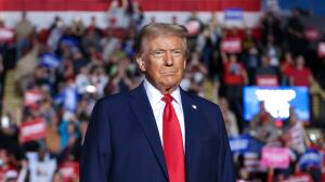 Trump kündigt Gespräch mit Selenskyj über ukrainische Schwierigkeiten beim NATO-Gipfel in Den Haag an