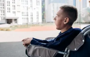 Un proche d’un suspect de fraude et de blanchiment d’argent majeur a été arrêté dans la région de Lviv