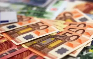 Le taux de change de l’euro approche des 50 hryvnias face aux évolutions du marché ukrainien