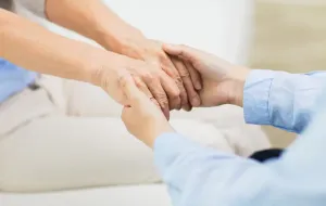 Le service social de garde diurne en Ukraine : comment y accéder et en bénéficier