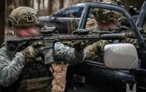Les forces spéciales ukrainiennes mènent une opération réussie et capturent des combattants près de la frontière