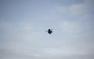 Attaques sans précédent de la Russie : civils ukrainiens ciblés par des drones et la guerre