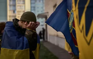 Enfoques éticos para cubrir las historias de personas liberadas de la esclavitud rusa: cómo hablar con cuidado y respeto