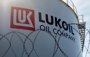 Les États-Unis imposent de lourdes sanctions contre les géants pétroliers russes face au conflit