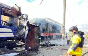 Drones russes ciblent une gare à Sumy : des blessés et des dommages à l’infrastructure