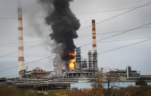 Segundo ataque a la refinería de Saratov: nuevos golpes a la infraestructura estratégica de Rusia